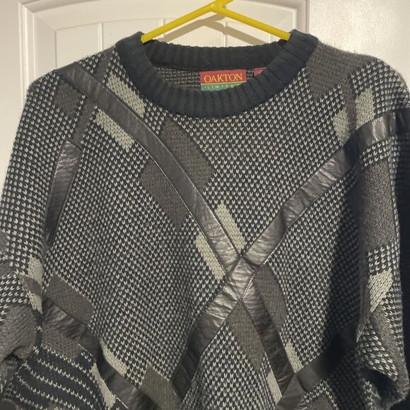 Oakton Limited Mens Size L Black Gray Faux Leather Sweater - Picture 3 of 6